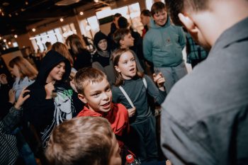 Руки вверх в Летосити