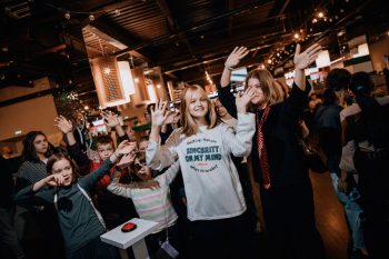 Руки вверх в Летосити