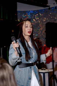 8 марта — Азиатский экспресс