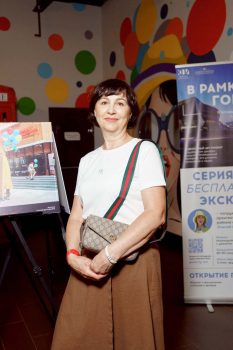 «В рамках города» — фотовыставка и экскурсии