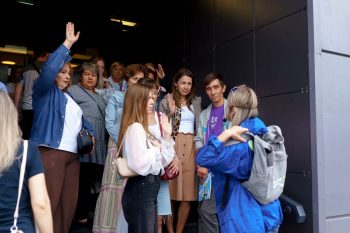 «В рамках города» — фотовыставка и экскурсии