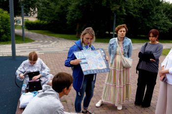 «В рамках города» — фотовыставка и экскурсии