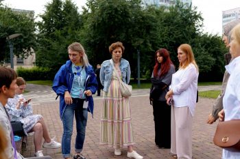 «В рамках города» — фотовыставка и экскурсии