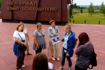 «В рамках города» — фотовыставка и экскурсии