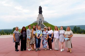 «В рамках города» — фотовыставка и экскурсии