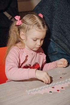 8 марта в стиле 2000х